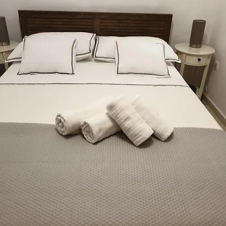 Lemon Tree 3* ドニー・セゲット