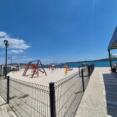 ゲストハウス Lemon Tree