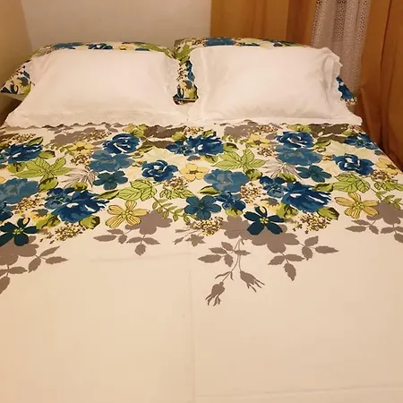 Lemon Tree Guest house 3*